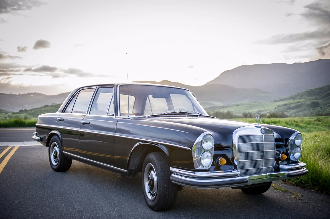 1966 Mercedes-Benz W108 & W109 - Image 3 of 31