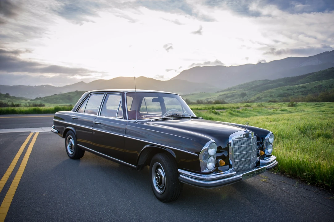 1966 Mercedes-Benz W108 & W109 - Image 2 of 31