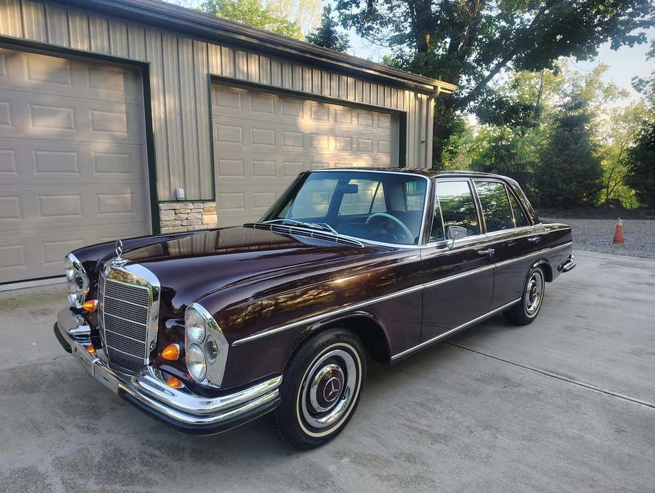 1966 Mercedes-Benz W108 & W109 - Image 2 of 31