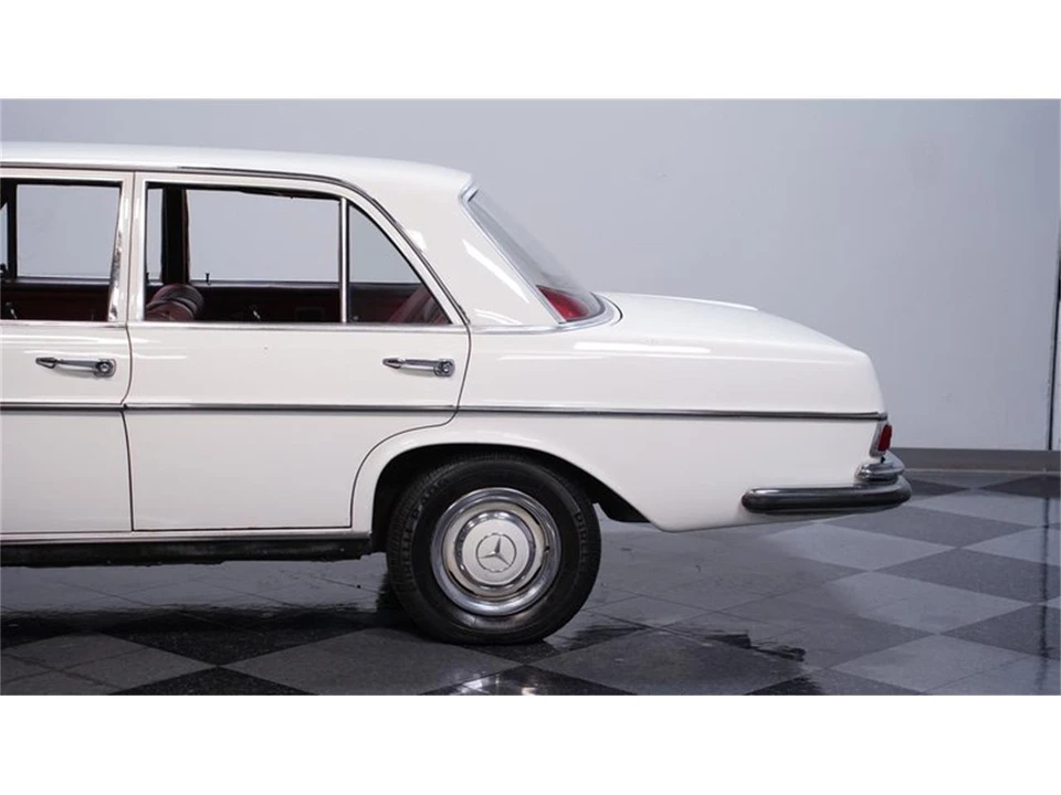 1966 Mercedes-Benz W108 & W109 - Image 20 of 31