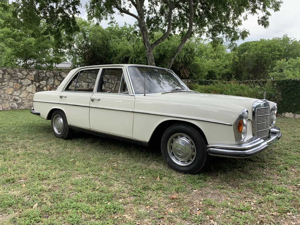 1966 Mercedes-Benz W108 & W109 - Image 15 of 31