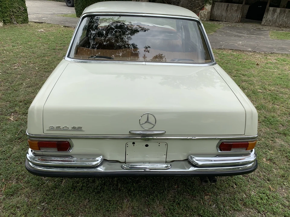 1966 Mercedes-Benz W108 & W109 - Image 11 of 31