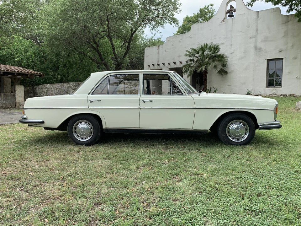 1966 Mercedes-Benz W108 & W109 - Image 13 of 31