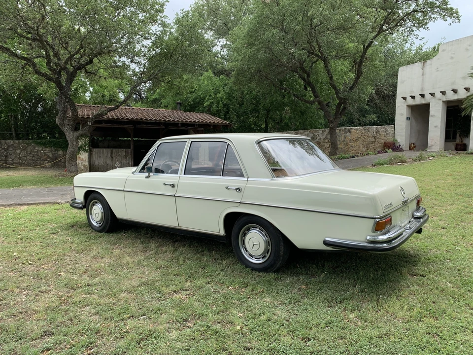 1966 Mercedes-Benz W108 & W109 - Image 8 of 31