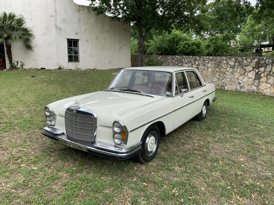 1966 Mercedes-Benz W108 & W109 - Image 3 of 31