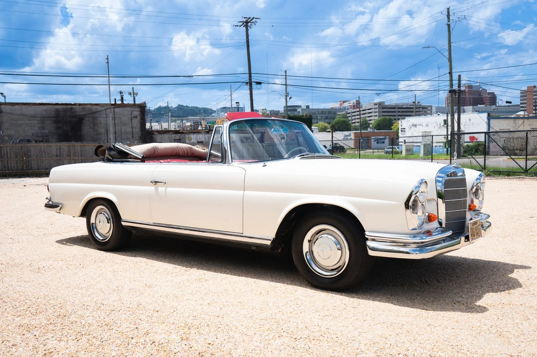 1966 Mercedes-Benz W111 Cabriolet - Image 8 of 31