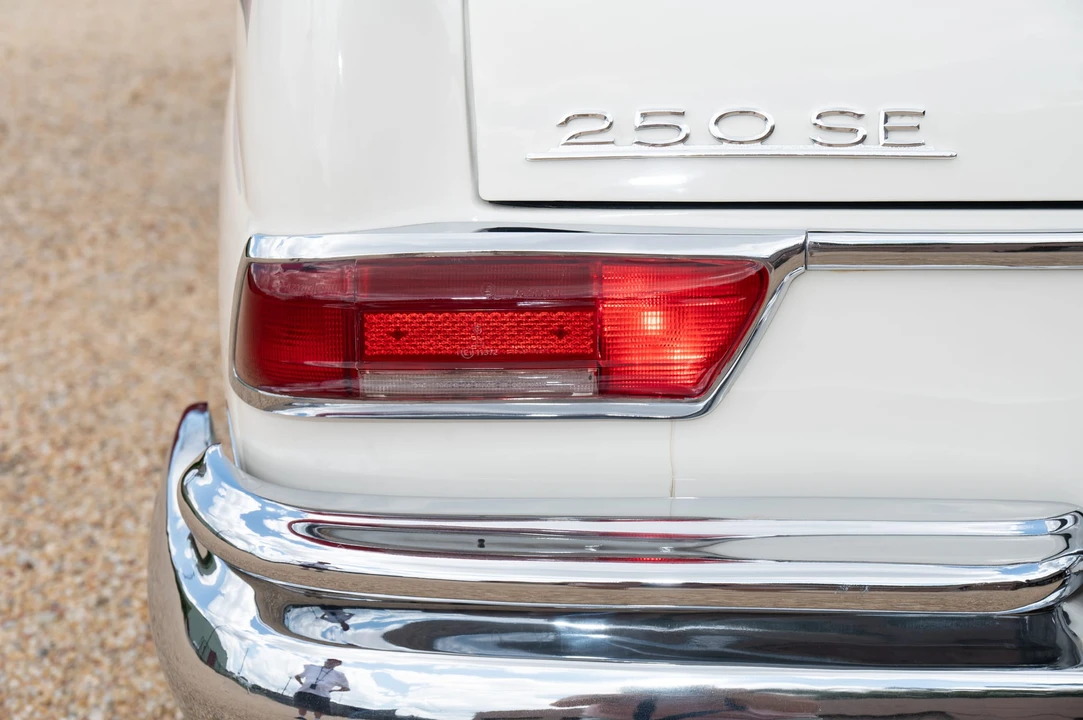 1966 Mercedes-Benz W111 Cabriolet - Image 31 of 31