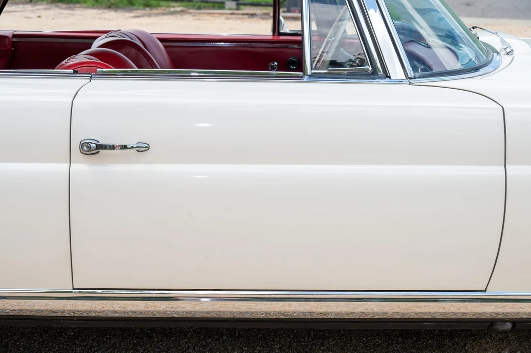 1966 Mercedes-Benz W111 Cabriolet - Image 28 of 31