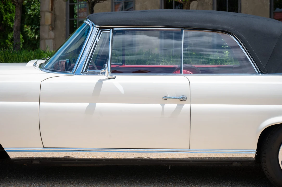 1966 Mercedes-Benz W111 Cabriolet - Image 23 of 31