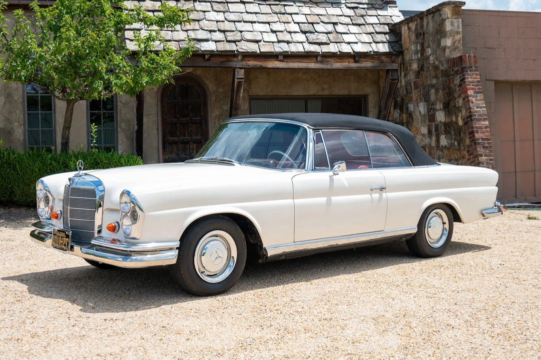 1966 Mercedes-Benz W111 Cabriolet - Image 10 of 31