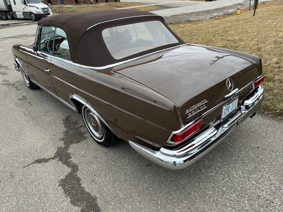 1966 Mercedes-Benz W111 Cabriolet - Image 21 of 31
