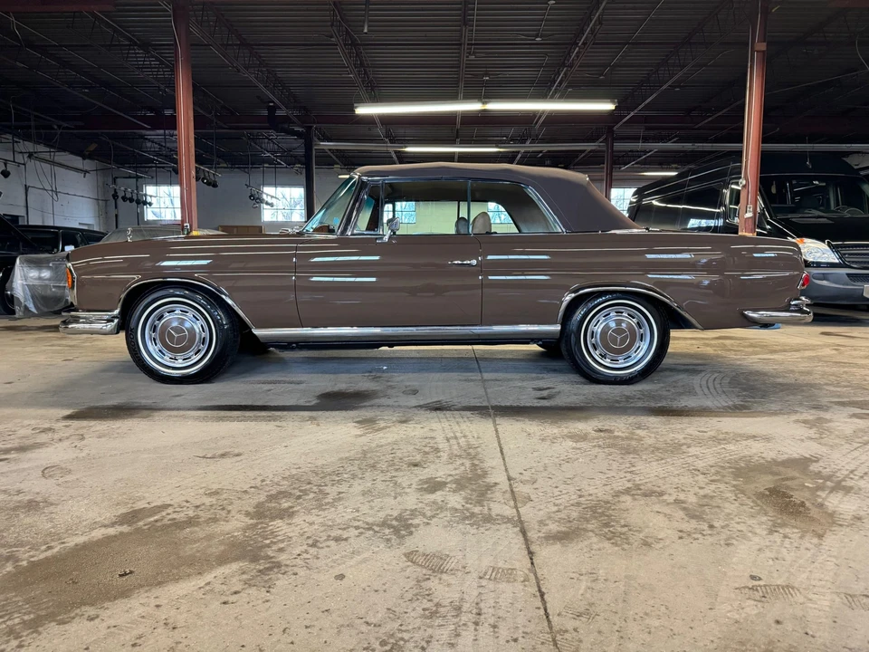 1966 Mercedes-Benz W111 Cabriolet - Image 24 of 31