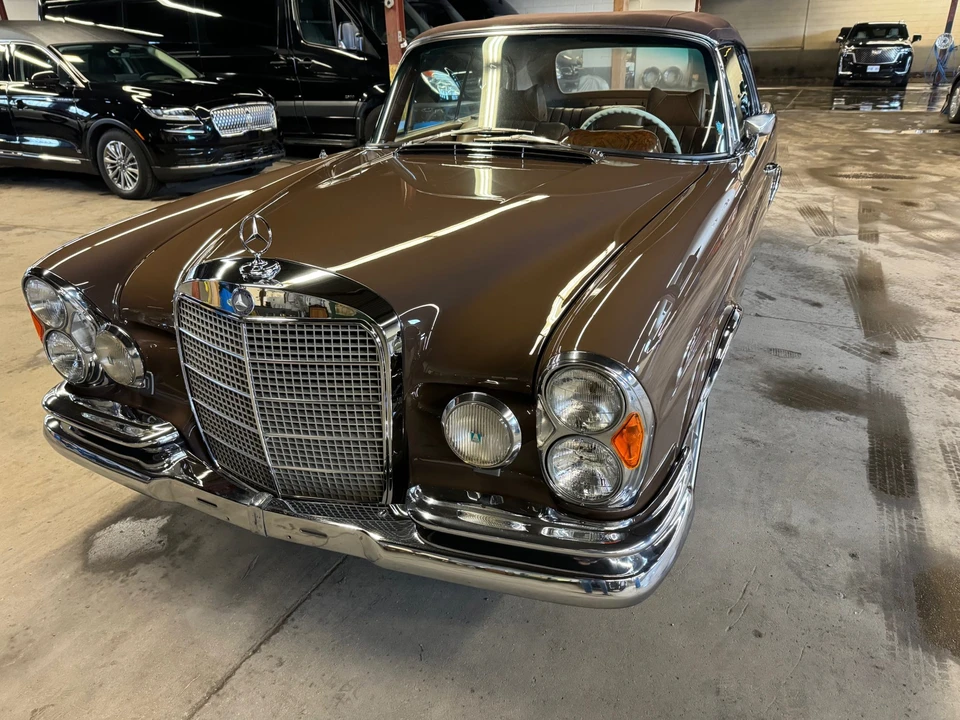 1966 Mercedes-Benz W111 Cabriolet - Image 28 of 31
