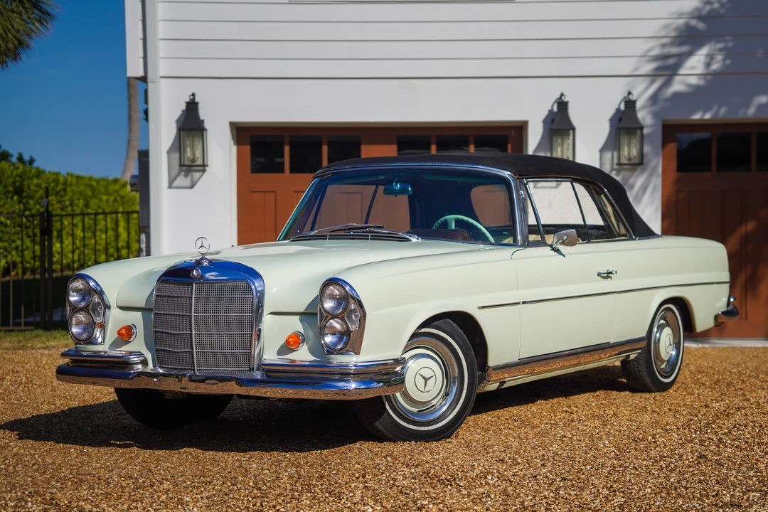 1966 Mercedes-Benz W111 Cabriolet - Image 3 of 31