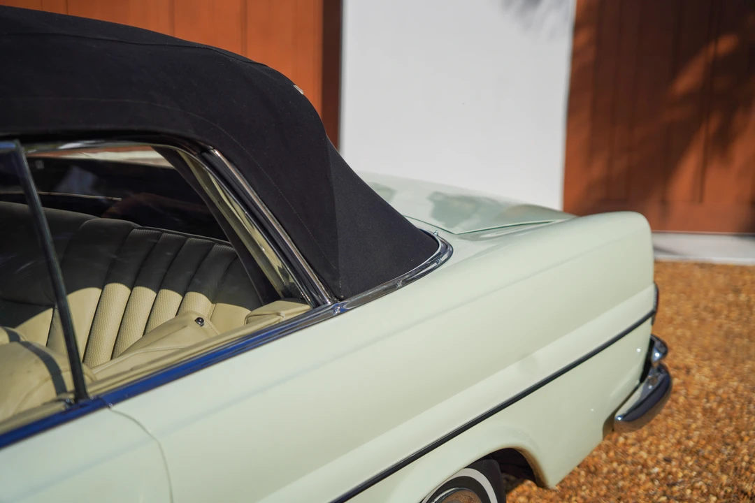 1966 Mercedes-Benz W111 Cabriolet - Image 9 of 31