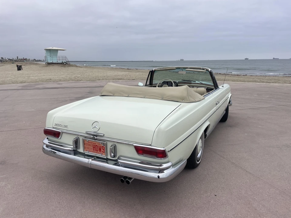 1966 Mercedes-Benz W111 Cabriolet - Image 11 of 31