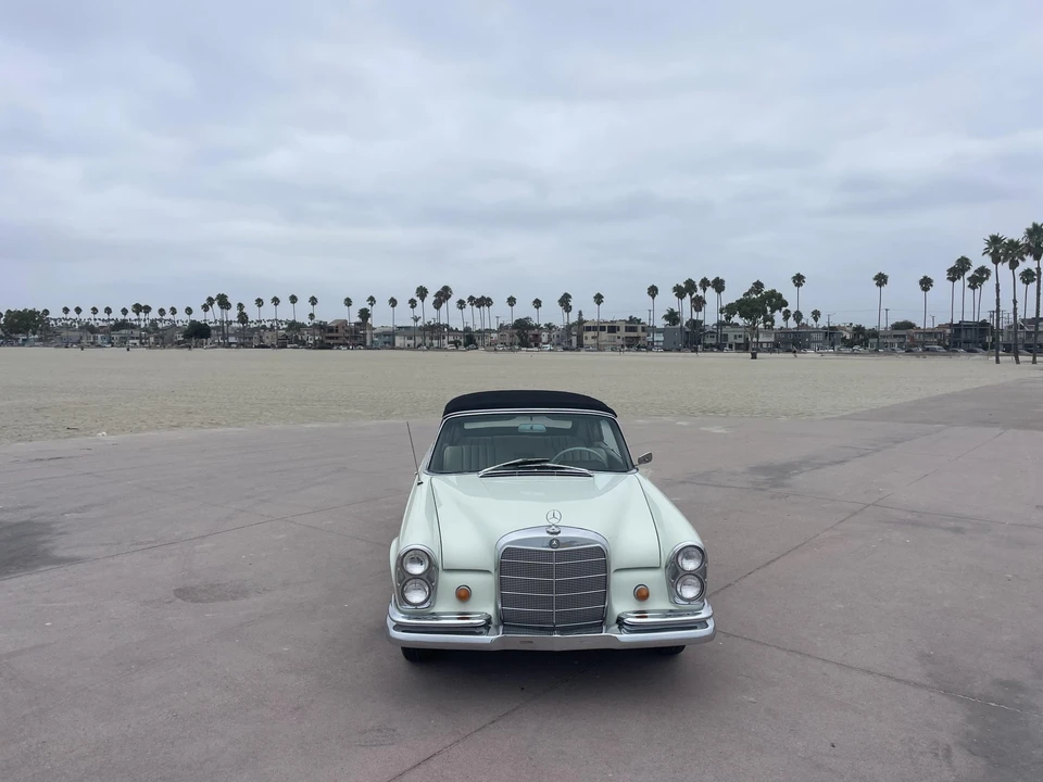 1966 Mercedes-Benz W111 Cabriolet - Image 4 of 31