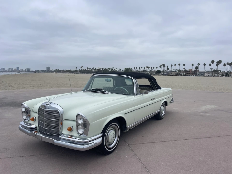 1966 Mercedes-Benz W111 Cabriolet - Image 2 of 31