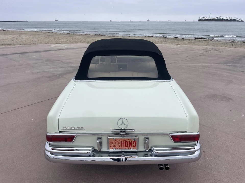 1966 Mercedes-Benz W111 Cabriolet - Image 14 of 31