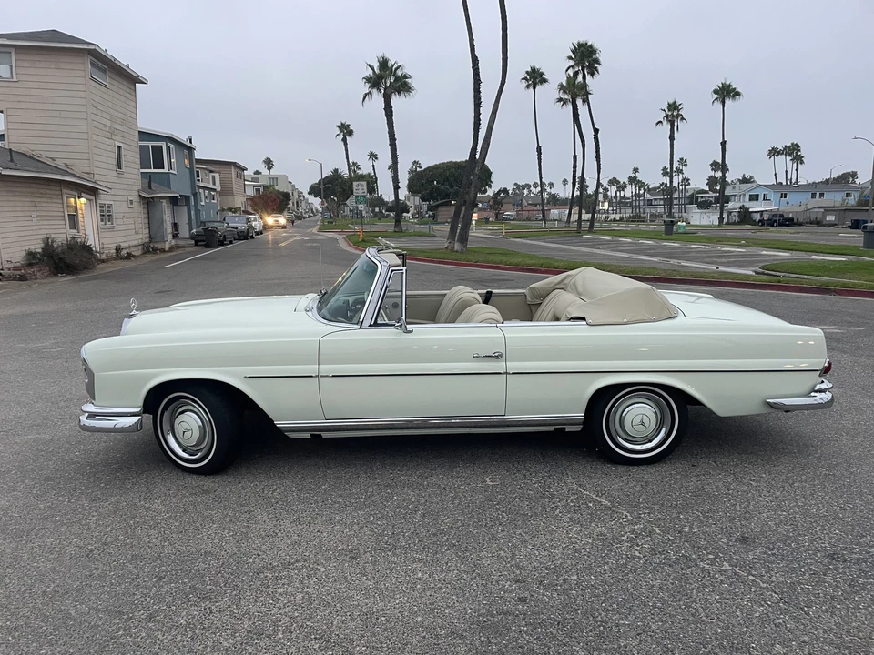 1966 Mercedes-Benz W111 Cabriolet - Image 21 of 31
