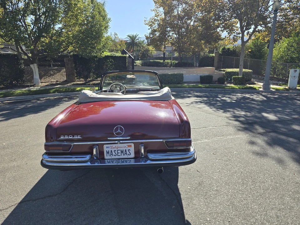 1966 Mercedes-Benz W111 Cabriolet - Image 11 of 31