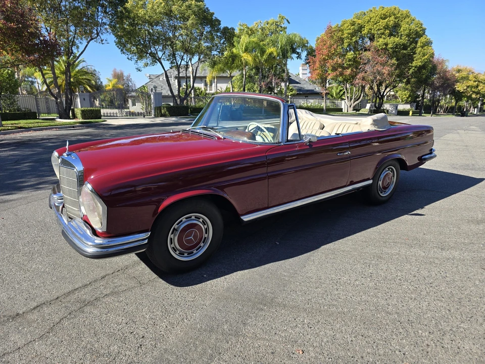 1966 Mercedes-Benz W111 Cabriolet - Image 2 of 31