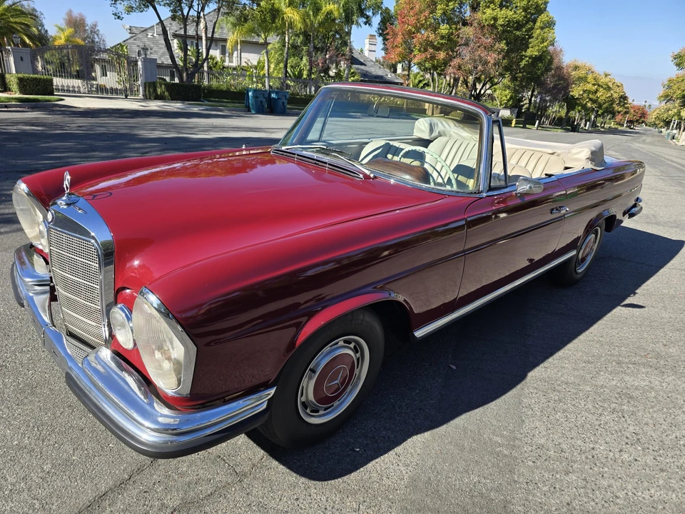 1966 Mercedes-Benz W111 Cabriolet - Image 3 of 31