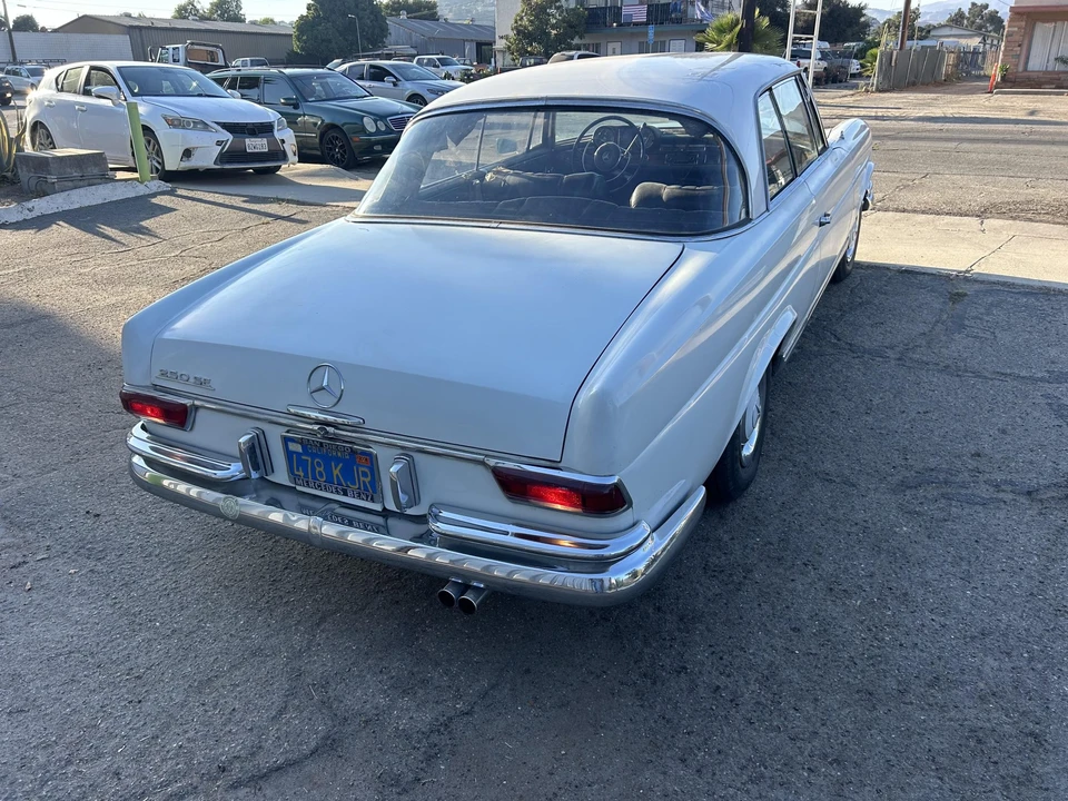 1966 Mercedes-Benz W111 Coupe - Image 14 of 31