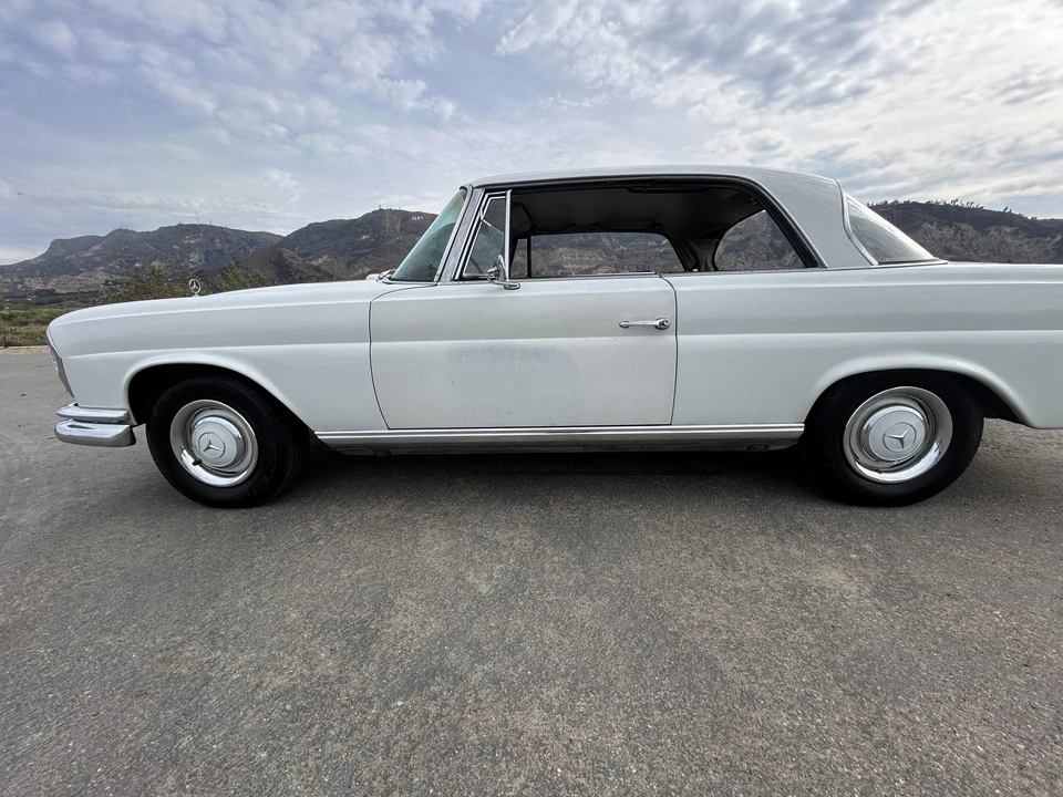 1966 Mercedes-Benz W111 Coupe - Image 20 of 31