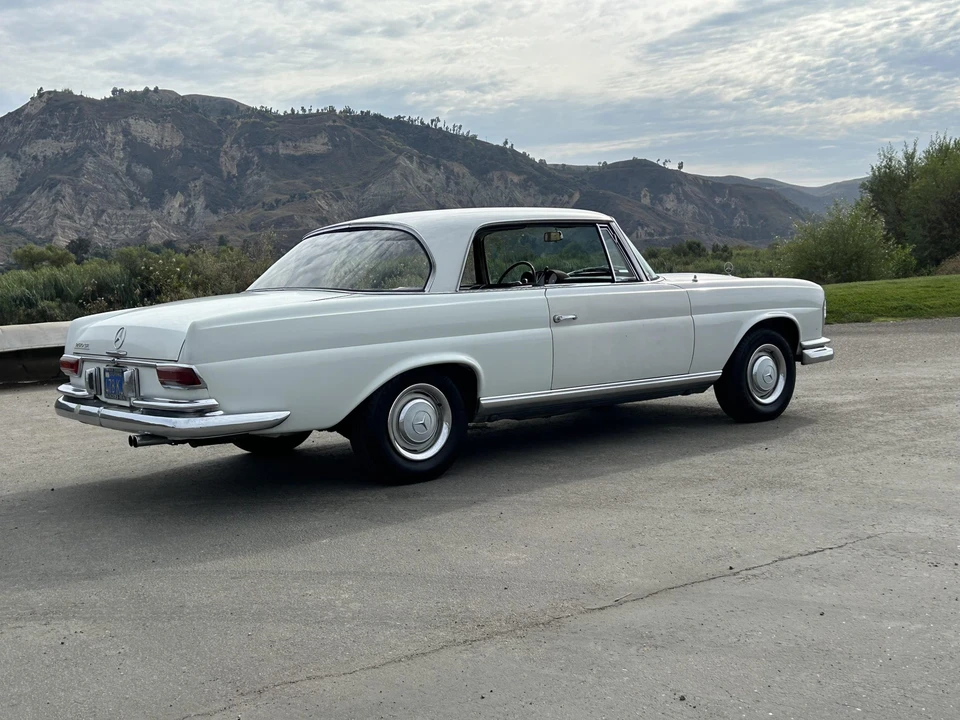 1966 Mercedes-Benz W111 Coupe - Image 12 of 31