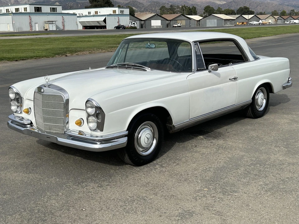 1966 Mercedes-Benz W111 Coupe - Image 3 of 31