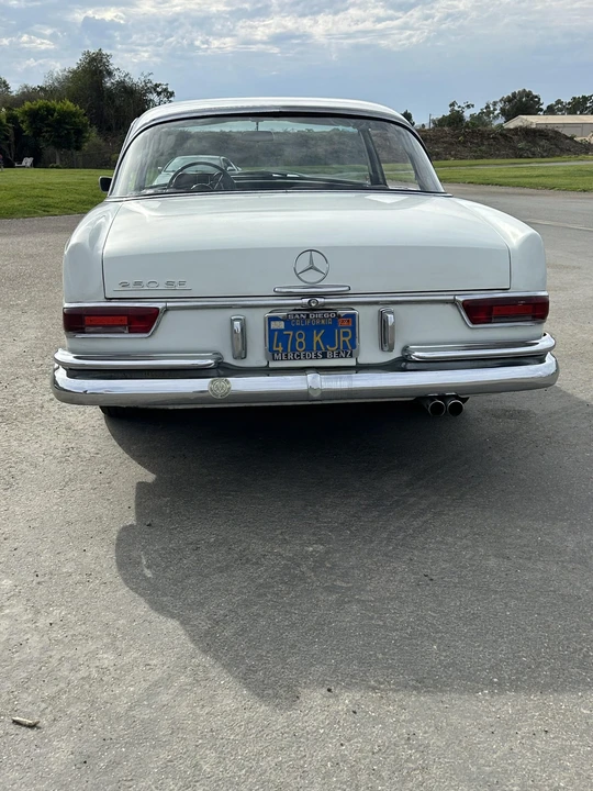 1966 Mercedes-Benz W111 Coupe - Image 18 of 31