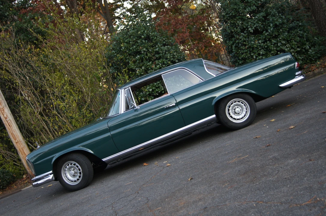 1966 Mercedes-Benz W111 Coupe - Image 26 of 31