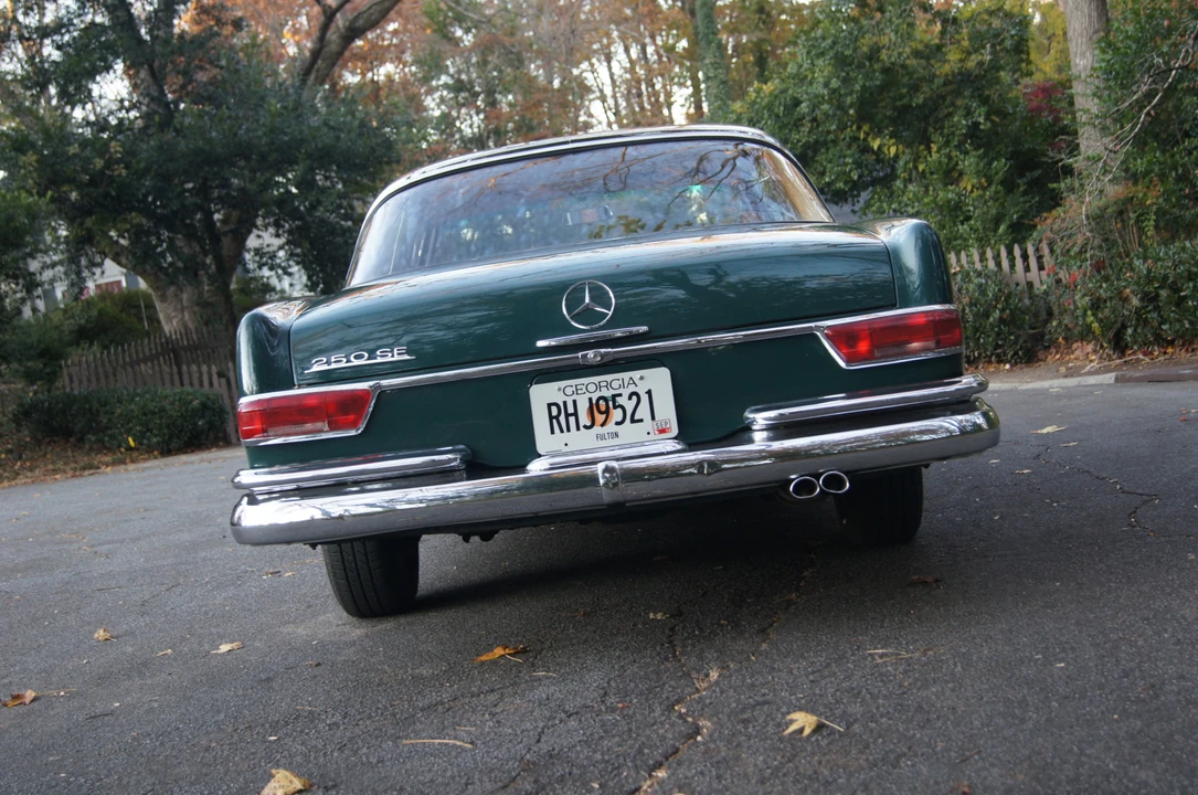 1966 Mercedes-Benz W111 Coupe - Image 21 of 31