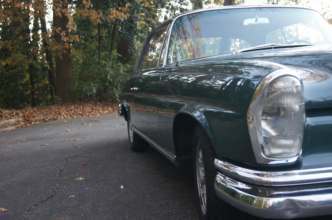 1966 Mercedes-Benz W111 Coupe - Image 30 of 31