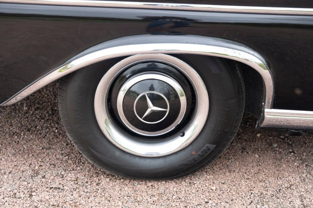 1966 Mercedes-Benz W112 - Image 18 of 30