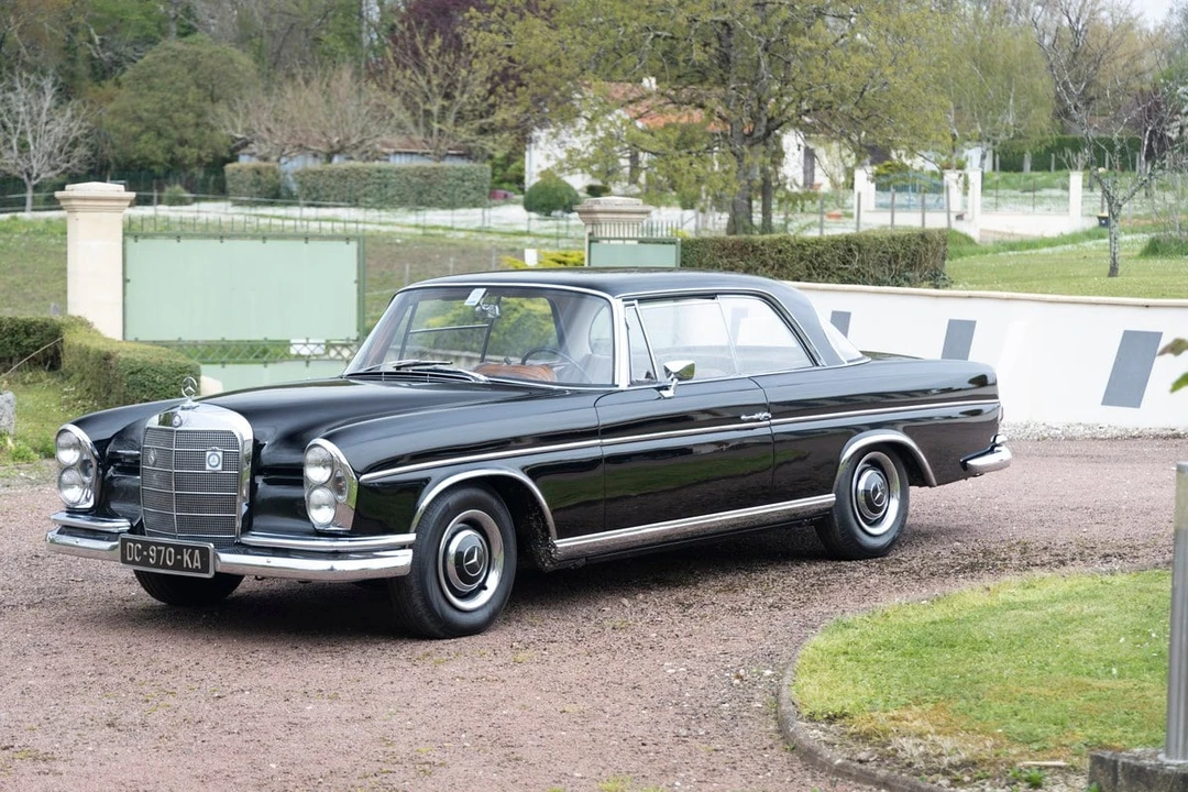 1966 Mercedes-Benz W112 - Image 9 of 30