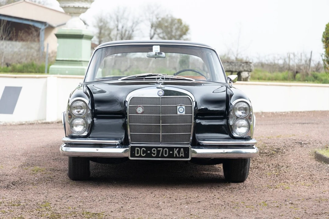 1966 Mercedes-Benz W112 - Image 2 of 30