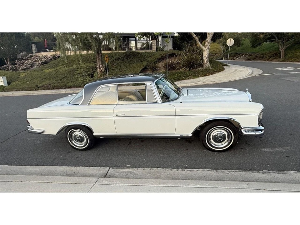 1966 Mercedes-Benz W112 - Image 5 of 23