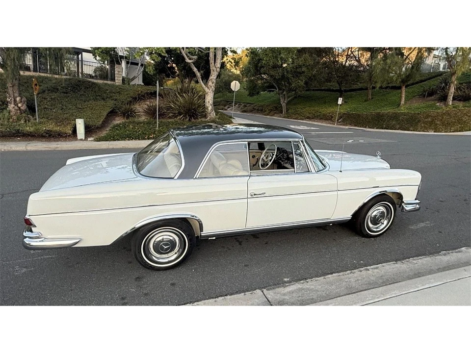1966 Mercedes-Benz W112 - Image 2 of 23