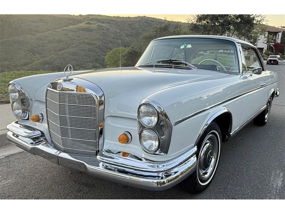 1966 Mercedes-Benz W112 - Image 4 of 23