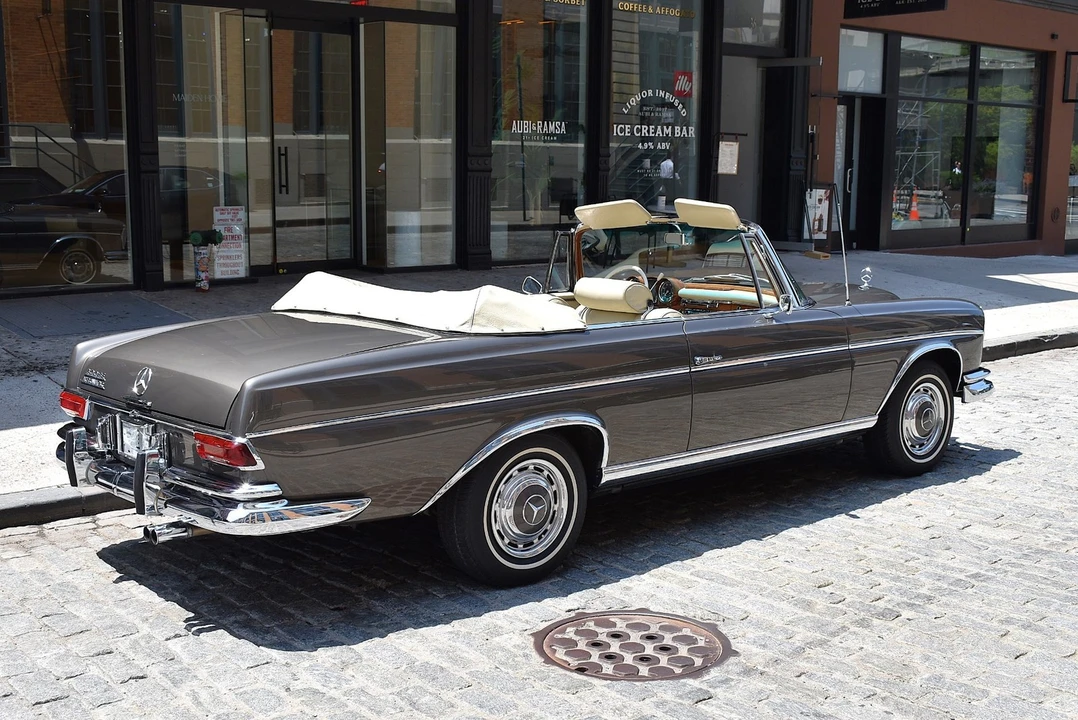 1966 Mercedes-Benz W112 - Image 18 of 21