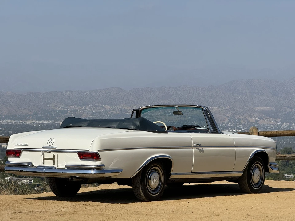 1966 Mercedes-Benz W112 - Image 10 of 31