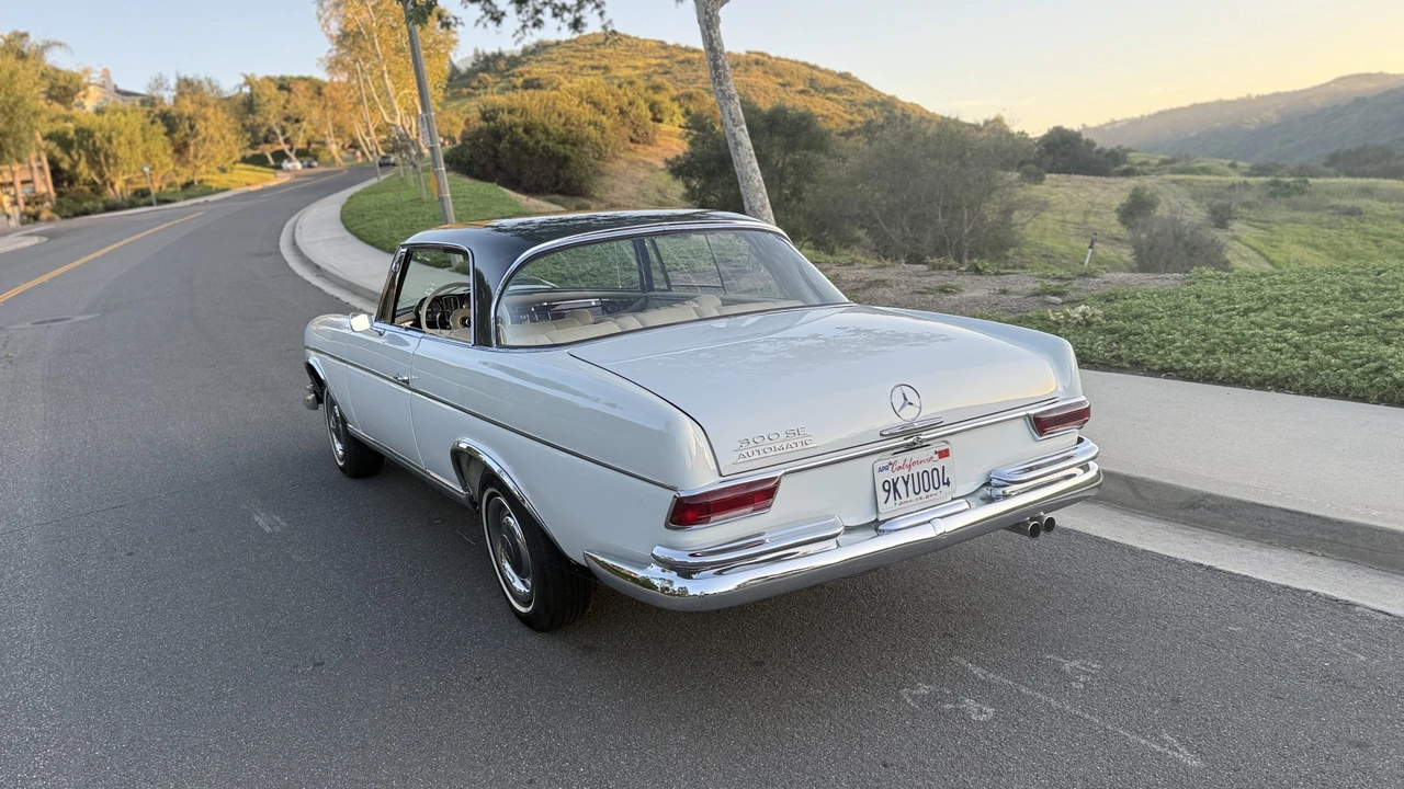1966 Mercedes-Benz W112 - Image 4 of 31