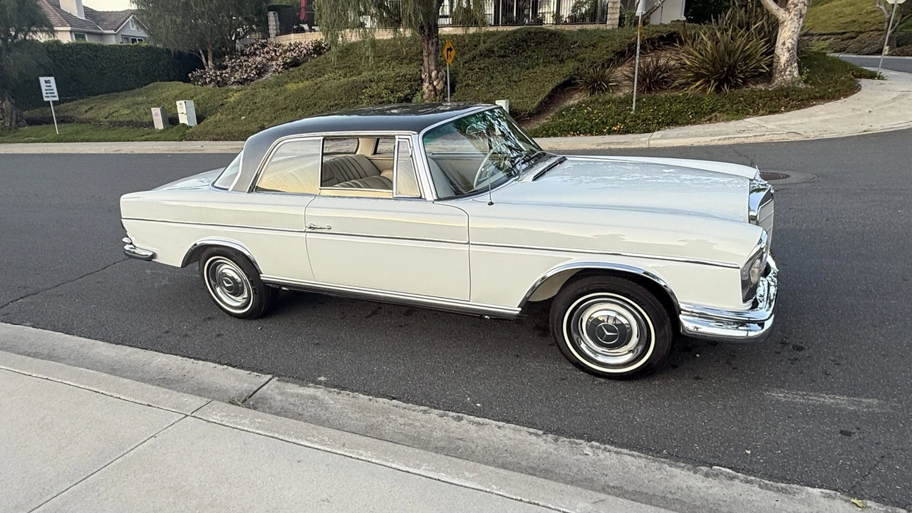 1966 Mercedes-Benz W112 - Image 12 of 31