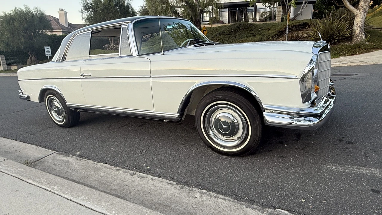 1966 Mercedes-Benz W112 - Image 13 of 31