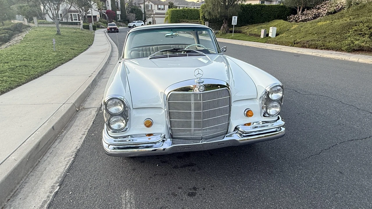 1966 Mercedes-Benz W112 - Image 14 of 31