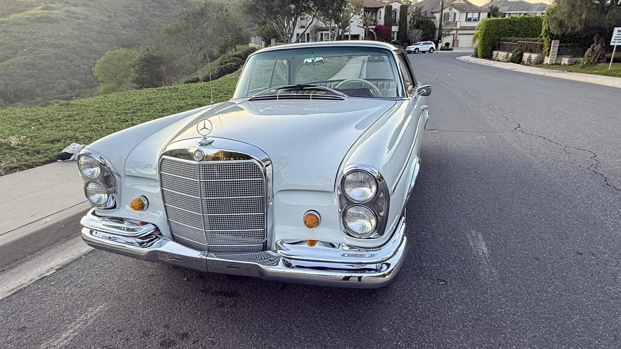 1966 Mercedes-Benz W112 - Image 2 of 31