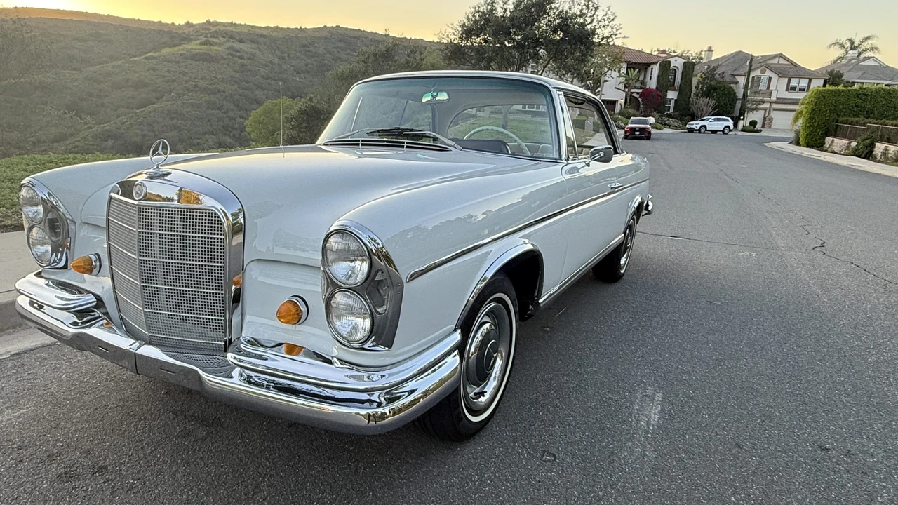 1966 Mercedes-Benz W112 - Image 3 of 31