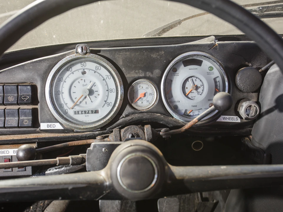 1966 Mercedes-Benz Unimog - Image 6 of 31